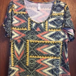 LulaRoe 2x Classic T